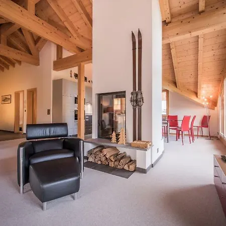 Fortuna 4 Penthouse Apartment