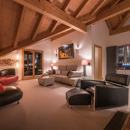 Fortuna 4 Penthouse Apartment *