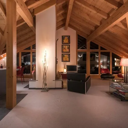 Fortuna 4 Penthouse Lägenhet *